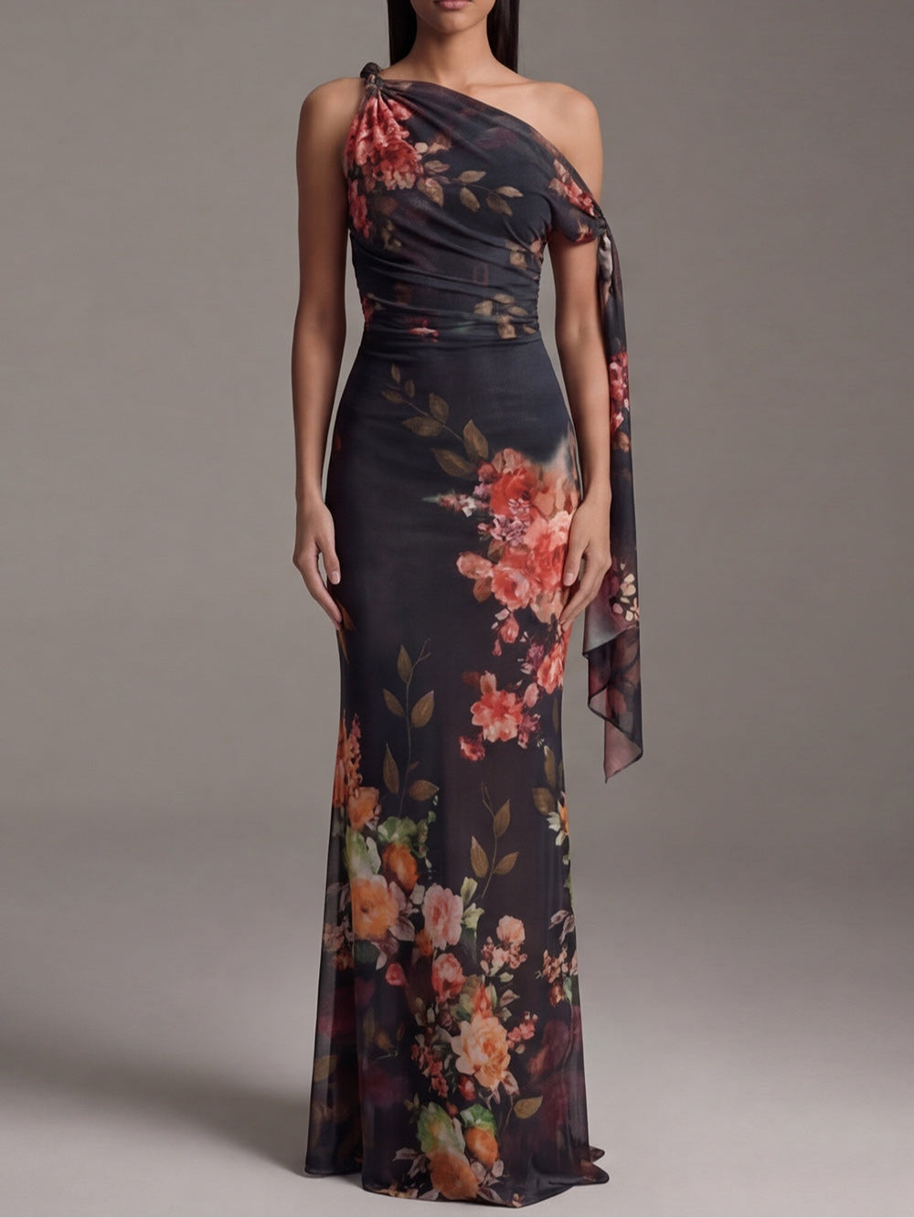 Cristina · Vestido Maxi de Gasa con Escote Asimétrico