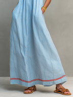 Ainhoa · Vestido Maxi de Rayas Ribete Rojo