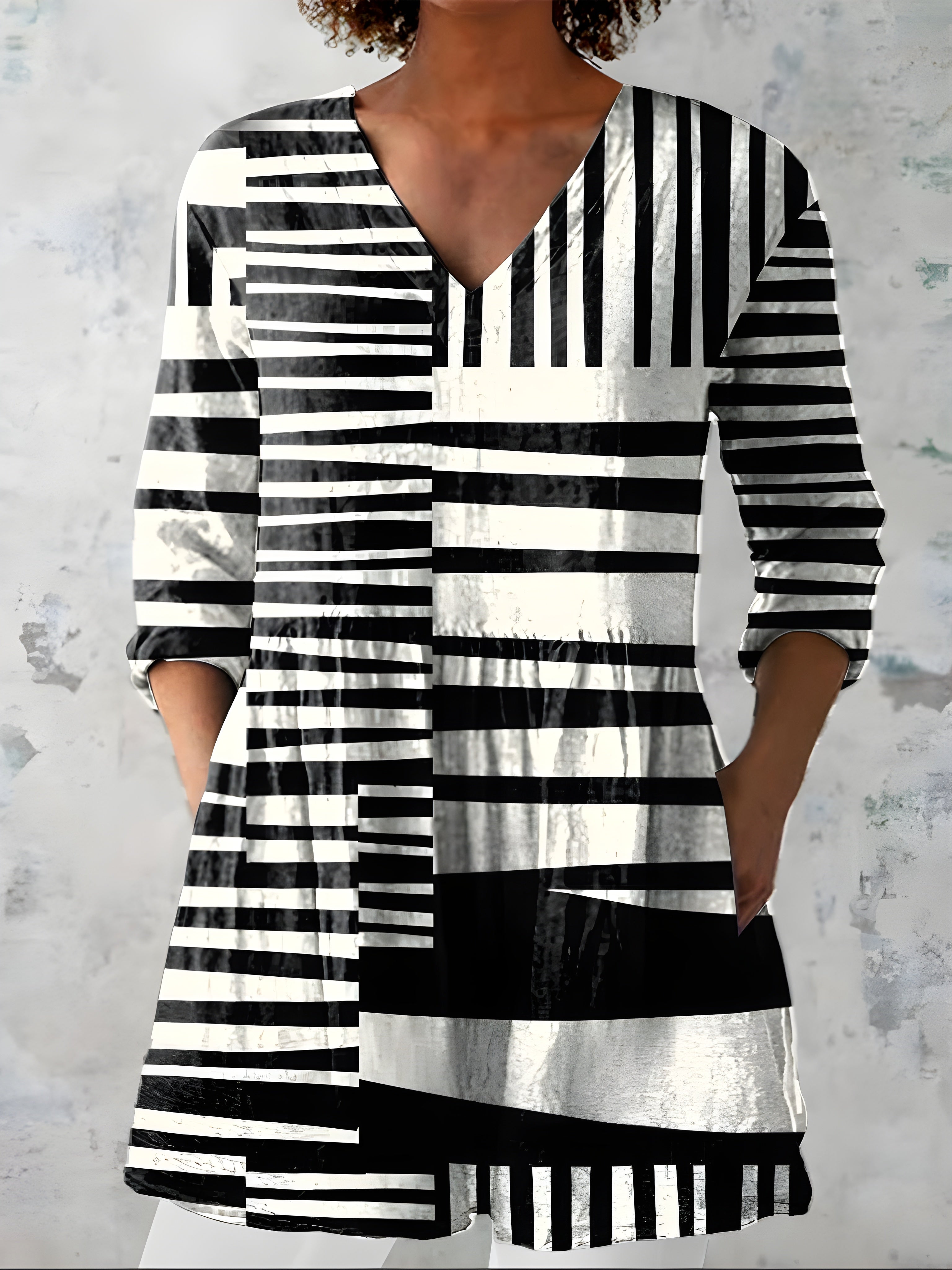Paloma blusa larga rayas blanco y negro con bolsillos - foto producto