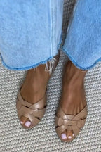 Serafina · Sandalias Trenzadas Naturales