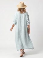 Carlota · Vestido Midi Bordado Holgado con Bolsillos