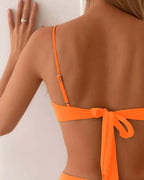 Marcelle · Bikini Dos Piezas Esculpido con Detalles Dorados