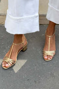 Allegra · Sandalias de Tiras Doradas de Verano