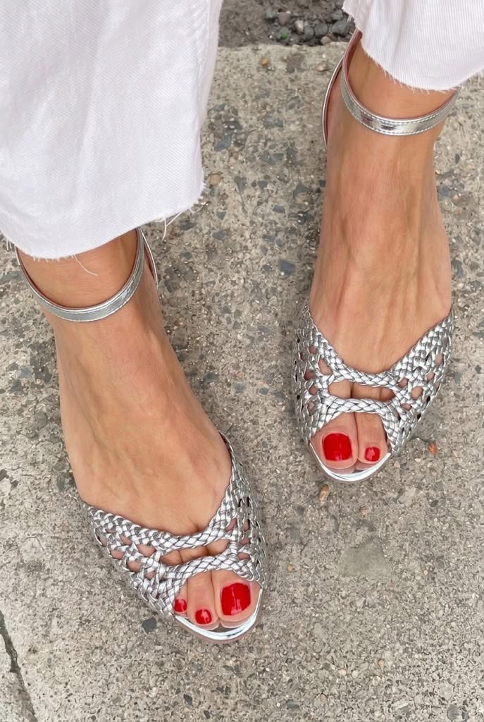Isadora · Sandalias Trenzadas Doradas