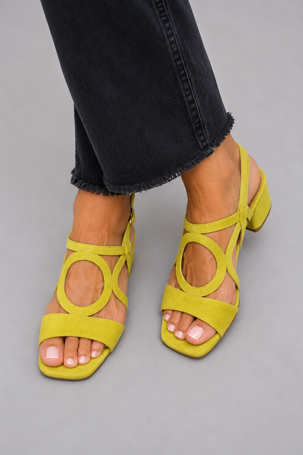 Valentina · Sandalias Vibrantes de Verano