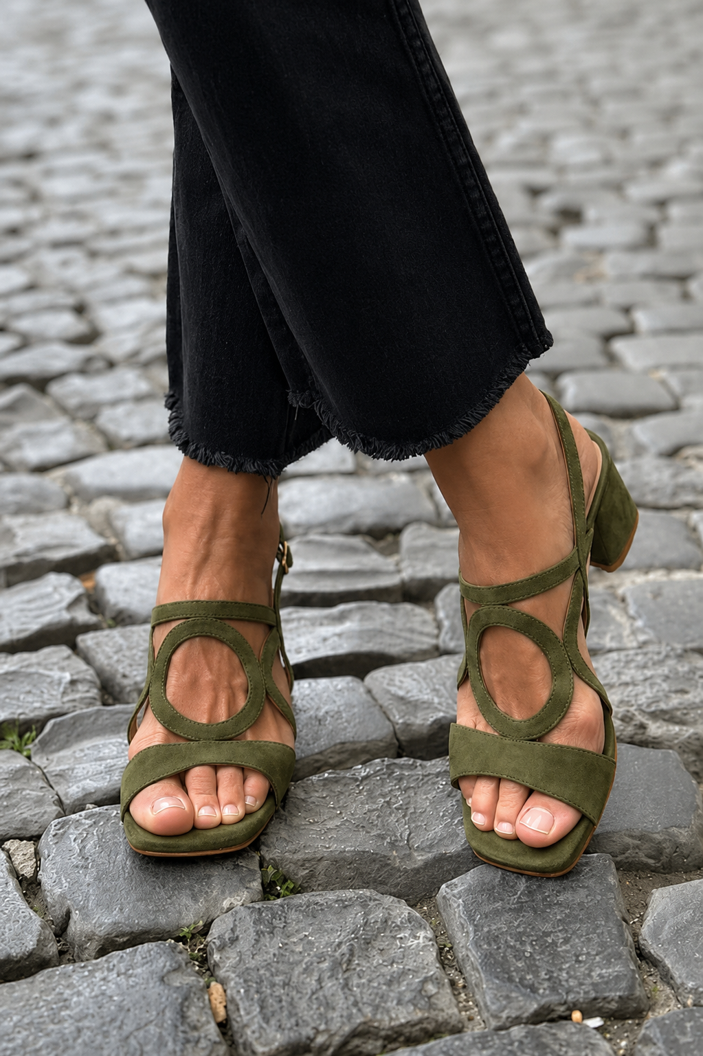 Valentina · Sandalias Vibrantes de Verano