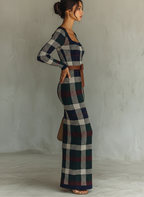 Elena · Vestido Maxi Punto Cuadros con Cinturón