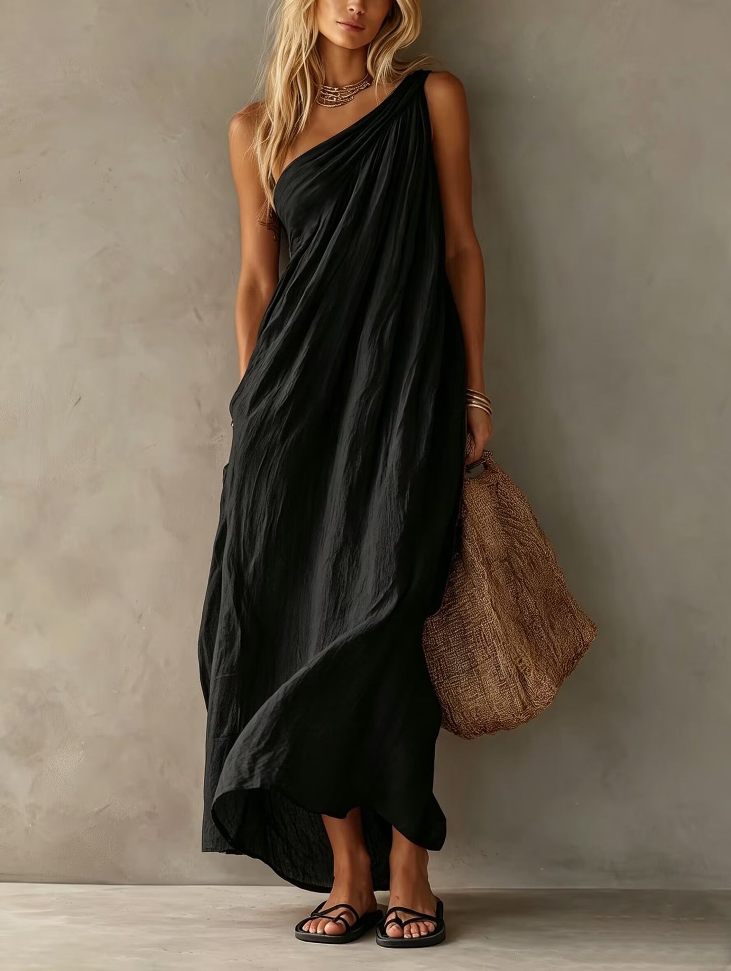 Aitana · Vestido Maxi Asimétrico Fruncido