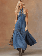Vestido Maxi Denim Azul con Cuello Anudado y Bajo Globo