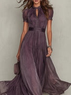 Flavia | Vestido Largo Violeta con Escote Gota y Encaje en Chiffon