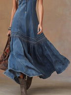 Vestido Maxi Denim Azul con Cuello Anudado y Bajo Globo