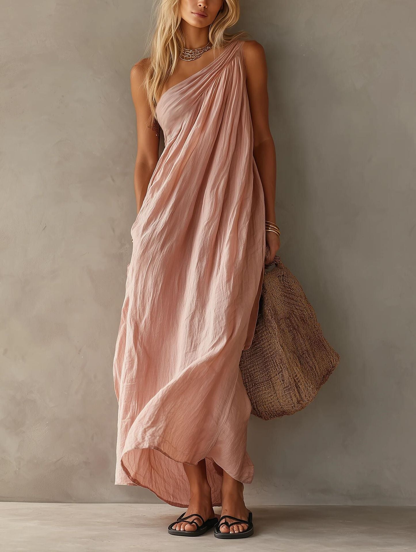Aitana · Vestido Maxi Asimétrico Fruncido