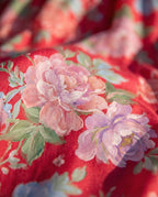 Minelda – Vestido floral con escote en V