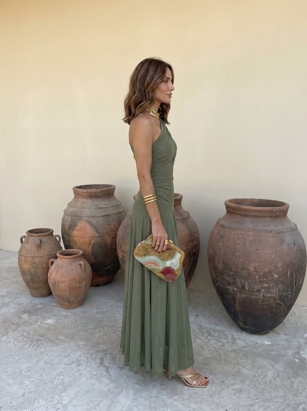 Marcia · Vestido Largo con Hombro Descubierto
