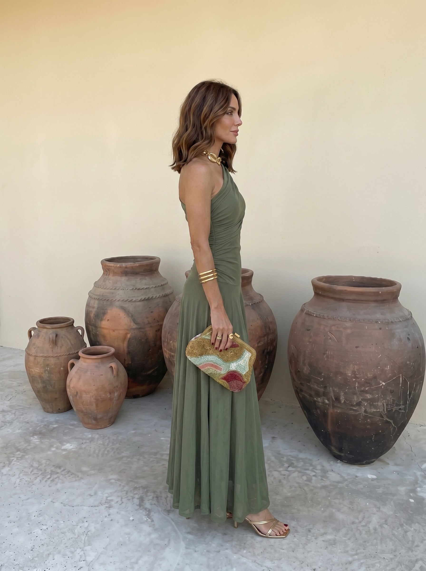 Marcia · Vestido Largo con Hombro Descubierto